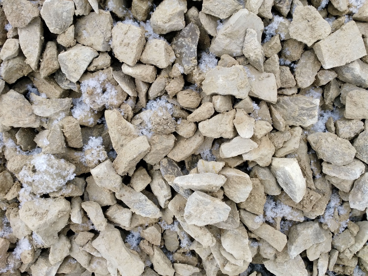 <span style="font-weight: bold;">ЩЕБЕНЬ ИЗВЕСТНЯКОВЫЙ </span>